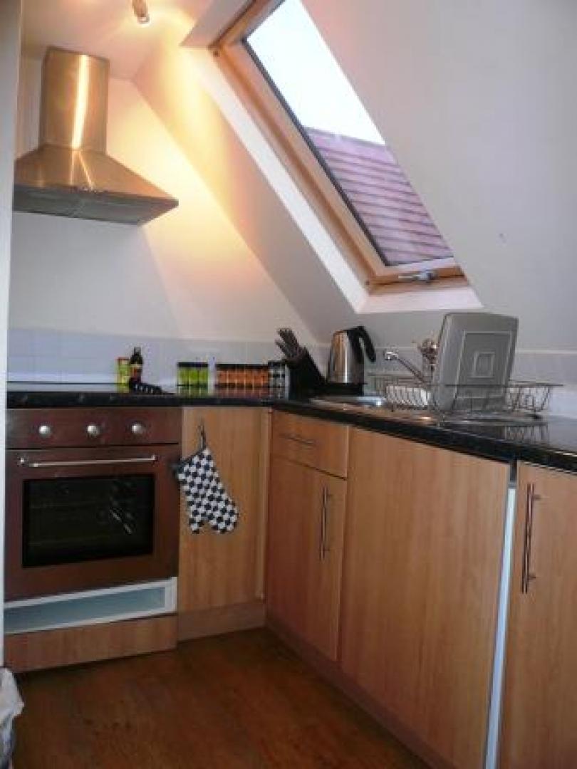 			1 Bedroom, 1 bath, 1 reception Flat			 Heathfield Gardens, GOLDERS GREEN